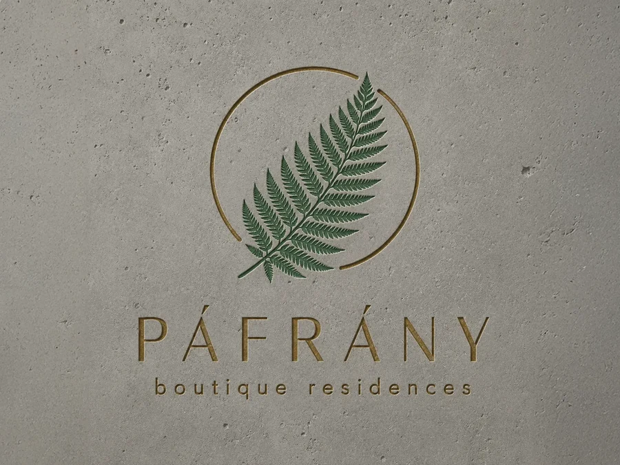 Páfrány Boutique Residences — véset a homlokzaton